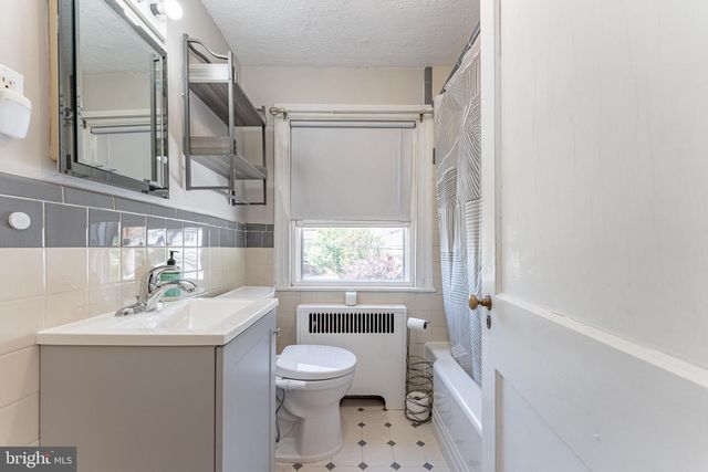 1966 MORELAND RD, Abington, PA 19001