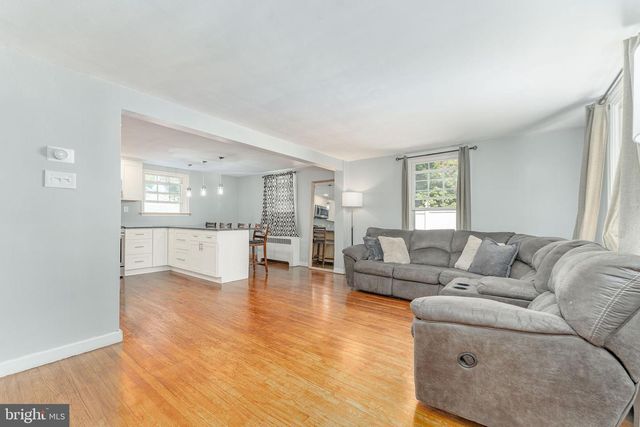 1966 MORELAND RD, Abington, PA 19001