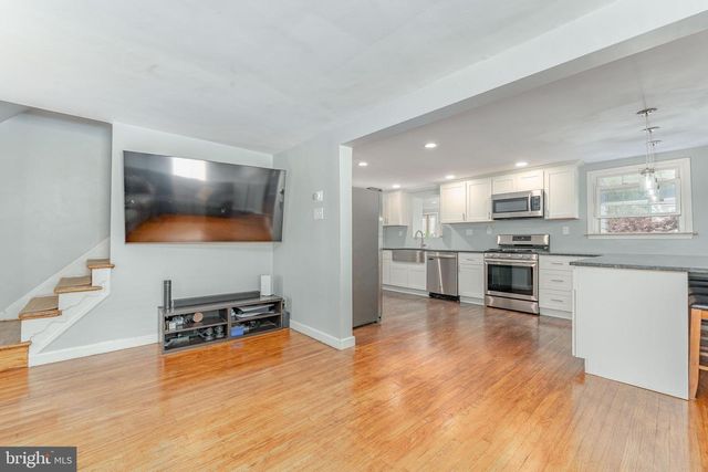 1966 MORELAND RD, Abington, PA 19001