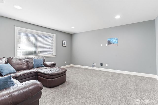 6743 SE 2nd Street, Renton, WA 98059