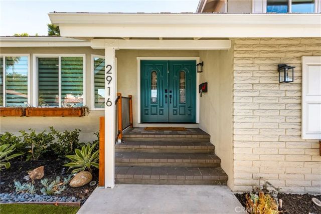 2916 E Trenton Avenue, Orange, CA 92867