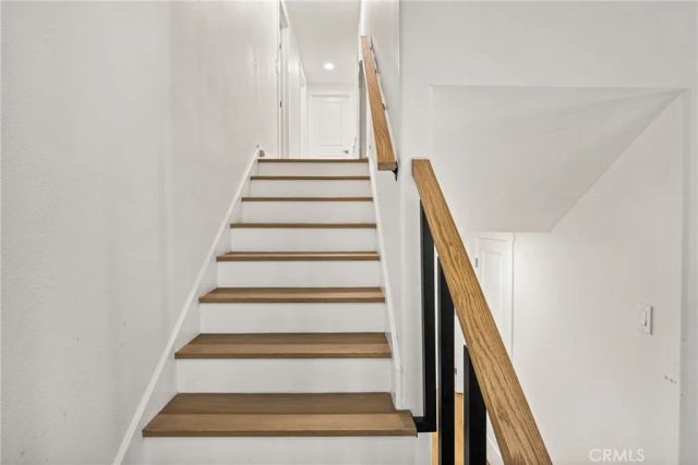 2916 E Trenton Avenue, Orange, CA 92867