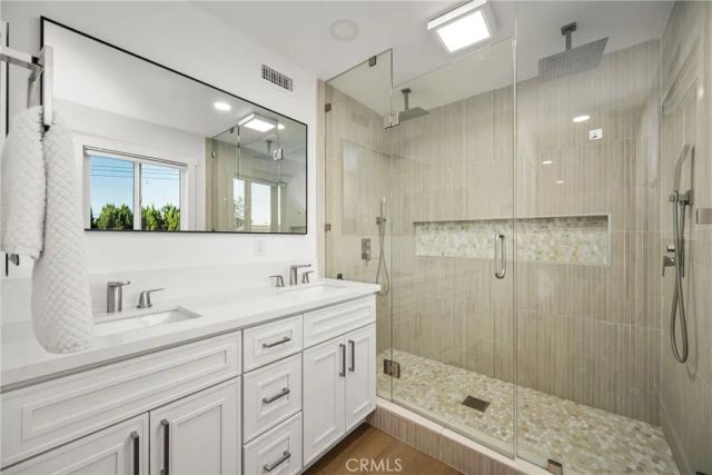 2916 E Trenton Avenue, Orange, CA 92867