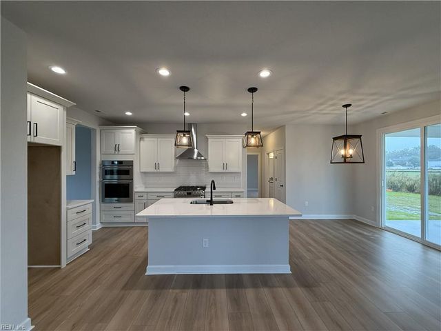 20 Mulligan LN, Suffolk, VA 23434