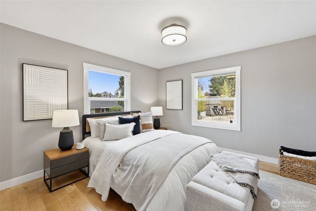 9402 36th Avenue SW, Seattle, WA 98126