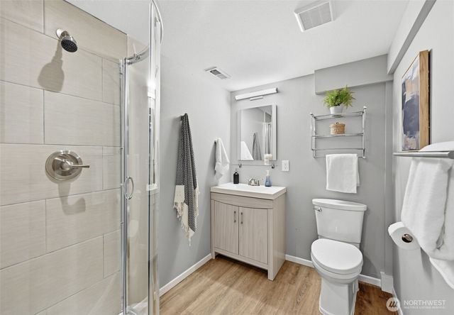 9402 36th Avenue SW, Seattle, WA 98126