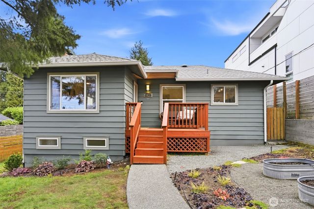 9402 36th Avenue SW, Seattle, WA 98126