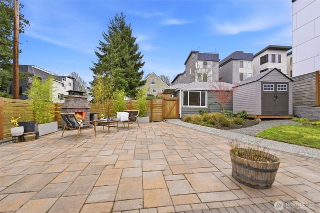 9402 36th Avenue SW, Seattle, WA 98126