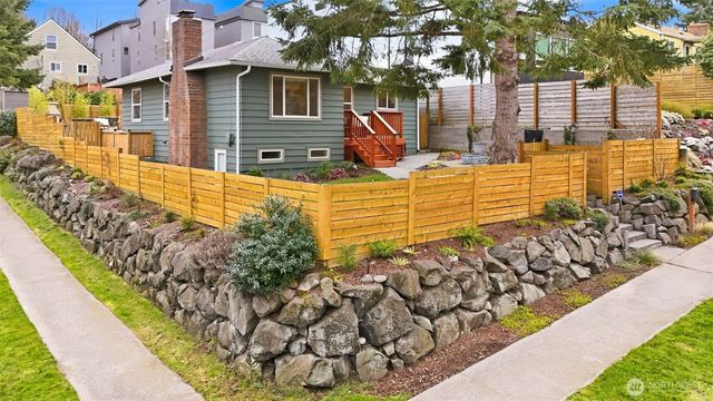 9402 36th Avenue SW, Seattle, WA 98126