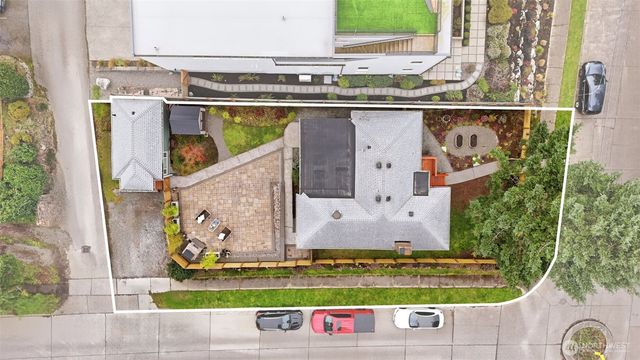 9402 36th Avenue SW, Seattle, WA 98126