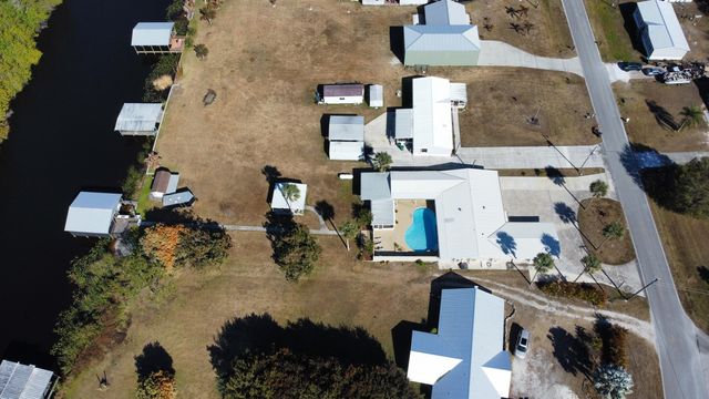 2081 SE 24th Boulevard, Okeechobee, FL 34974