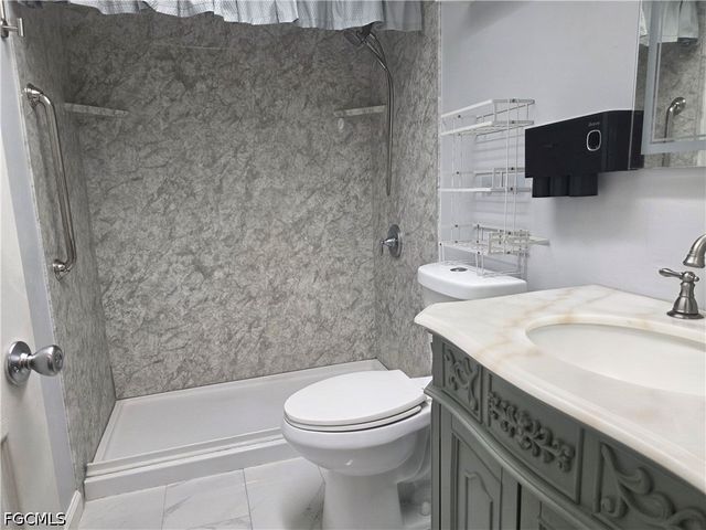 198 Joel BLVD 7, Lehigh Acres, FL 33936