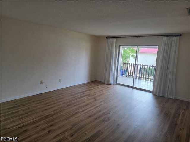 198 Joel BLVD 7, Lehigh Acres, FL 33936