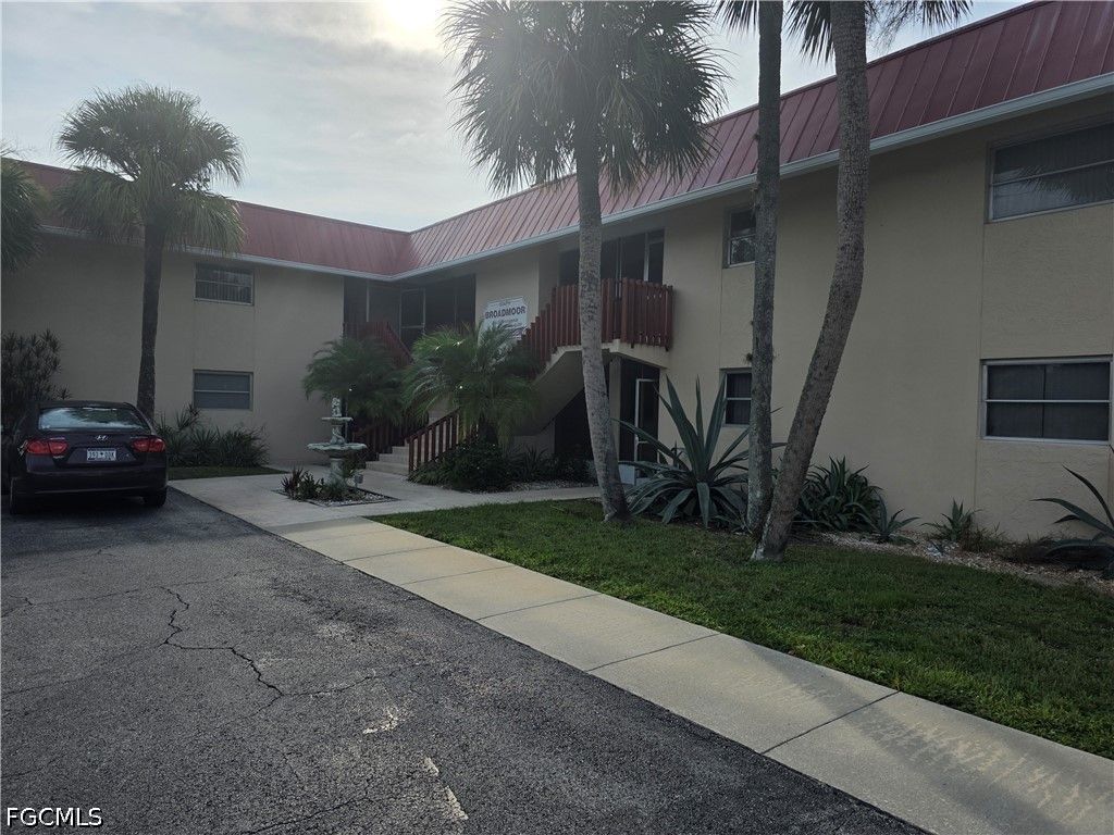 198 Joel BLVD 7, Lehigh Acres, FL 33936