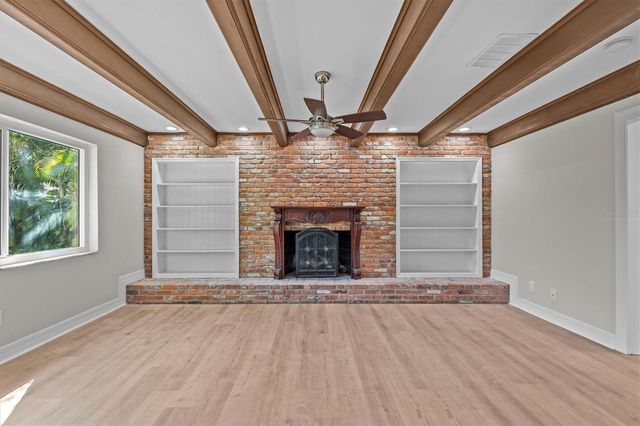 810 S WEST SHORE BOULEVARD, Tampa, FL 33609