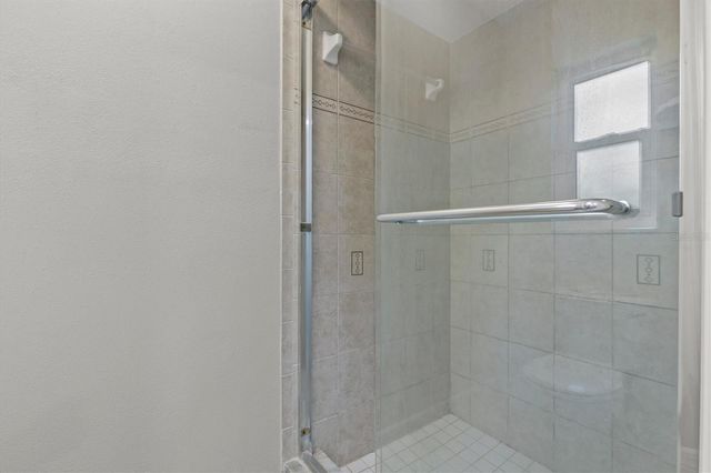 810 S WEST SHORE BOULEVARD, Tampa, FL 33609