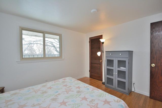 5005 S Menard DRIVE, New Berlin, WI 53151