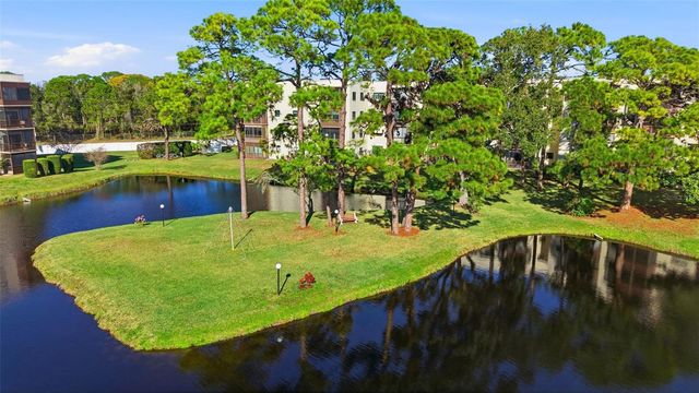 6188 80TH STREET N 310, St Petersburg, FL 33709