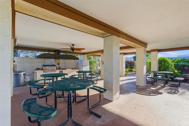 6188 80TH STREET N 310, St Petersburg, FL 33709