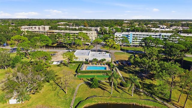 6188 80TH STREET N 310, St Petersburg, FL 33709