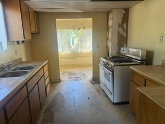 7665 Old Auburn Rd, Citrus Heights, CA 95610