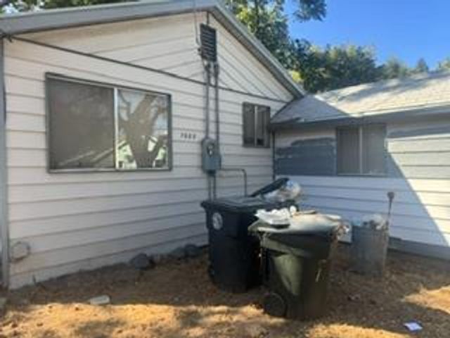 7665 Old Auburn Rd, Citrus Heights, CA 95610