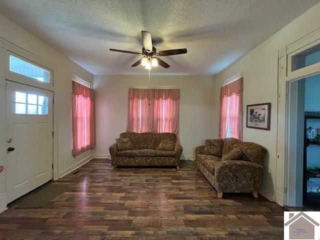 1227 S. 6th St., Paducah, KY 42003