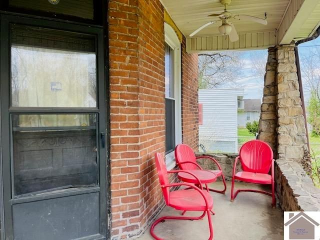 1227 S. 6th St., Paducah, KY 42003