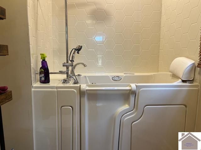 1227 S. 6th St., Paducah, KY 42003