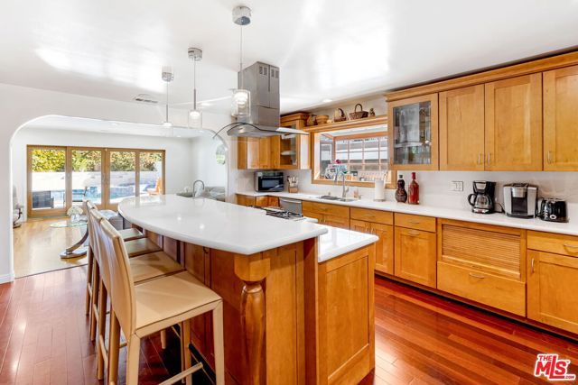 6430 S Sherbourne Drive, Los Angeles, CA 90056