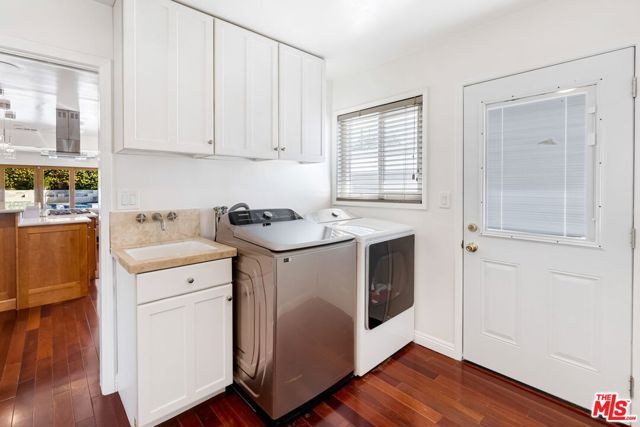 6430 S Sherbourne Drive, Los Angeles, CA 90056