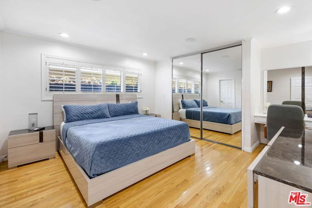 6430 S Sherbourne Drive, Los Angeles, CA 90056