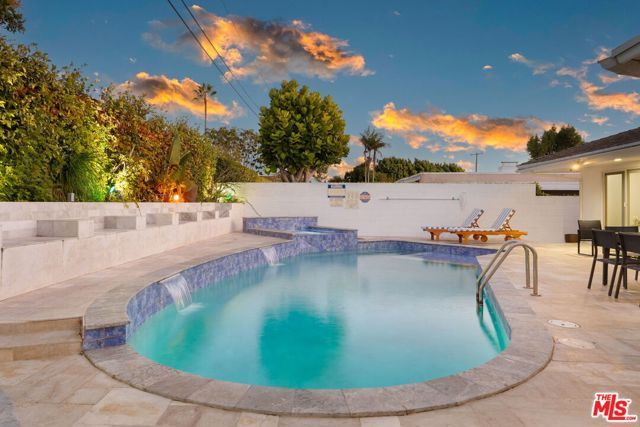 6430 S Sherbourne Drive, Los Angeles, CA 90056