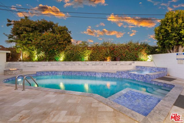 6430 S Sherbourne Drive, Los Angeles, CA 90056