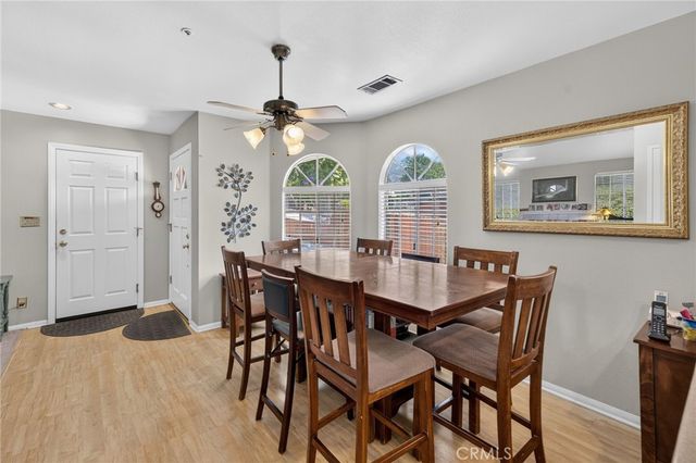 300 W Laurel Avenue, Sierra Madre, CA 91024