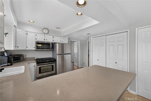 300 W Laurel Avenue, Sierra Madre, CA 91024