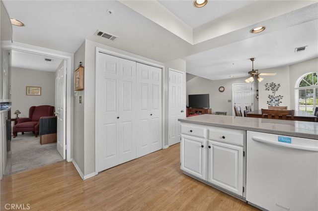 300 W Laurel Avenue, Sierra Madre, CA 91024