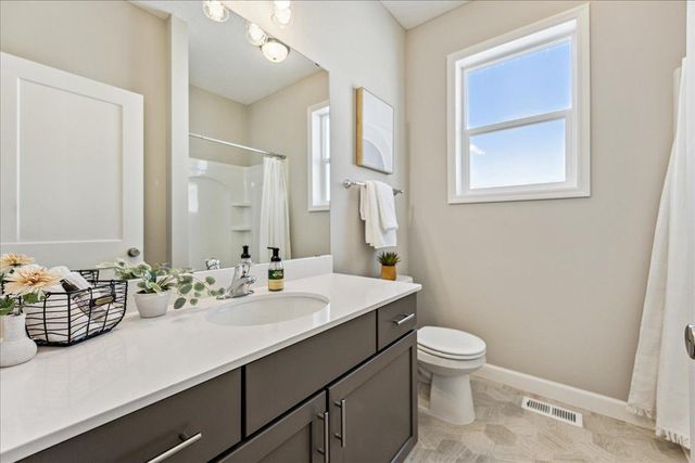 15781 Aquila Avenue, Savage, MN 55378