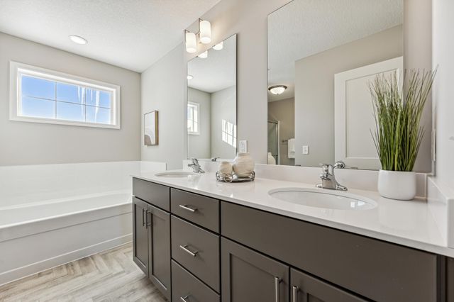 15781 Aquila Avenue, Savage, MN 55378