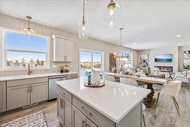 15781 Aquila Avenue, Savage, MN 55378
