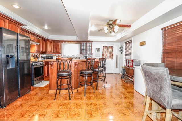 312 Kirkland Place, Perth Amboy, NJ 08861