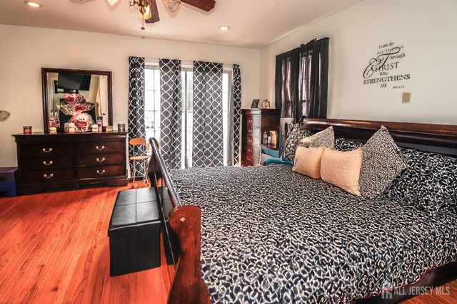 312 Kirkland Place, Perth Amboy, NJ 08861