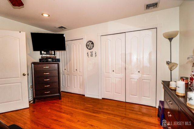 312 Kirkland Place, Perth Amboy, NJ 08861