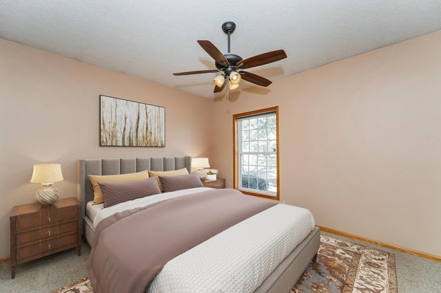 1937 Cabernet Lane NW, Rochester, MN 55901