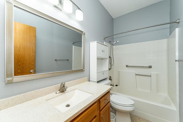 1937 Cabernet Lane NW, Rochester, MN 55901