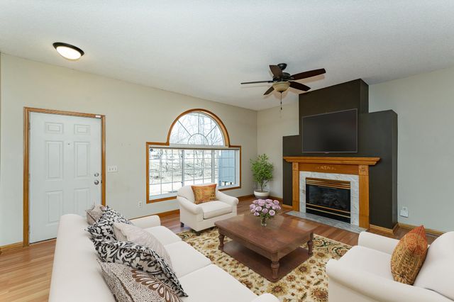 1937 Cabernet Lane NW, Rochester, MN 55901