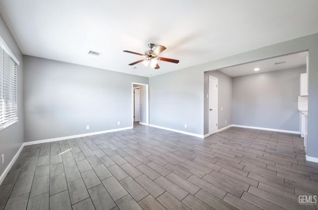 5000 Monterey Street, Bakersfield, CA 93306