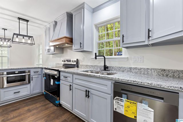 2898 COUNTY ROAD 15, Oneonta, AL 35121