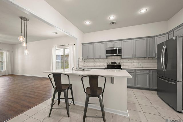 38420 Brown Rd, Prairieville, LA 70769