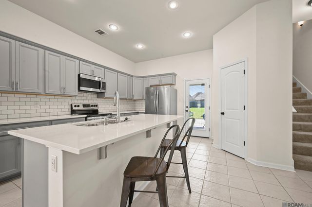 38420 Brown Rd, Prairieville, LA 70769